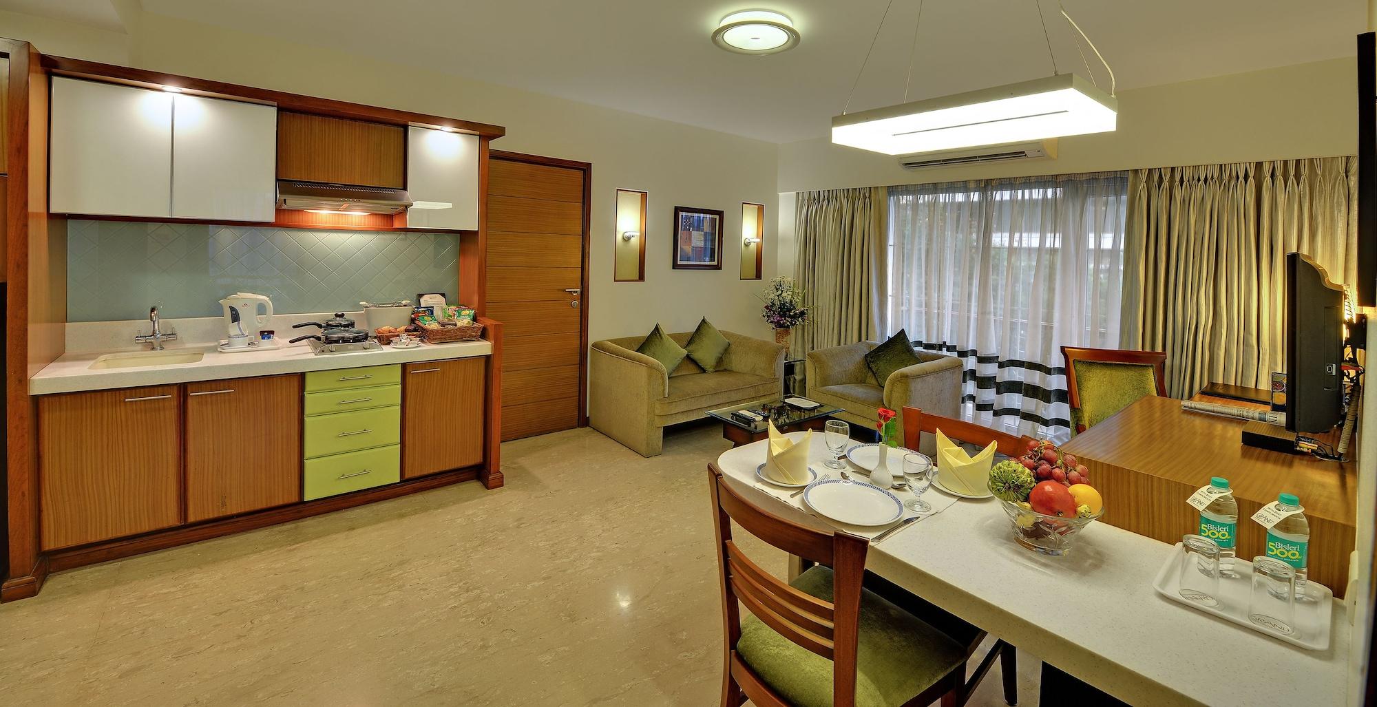 Grand Residency Hotel & Serviced Apartments Mumbai Dış mekan fotoğraf